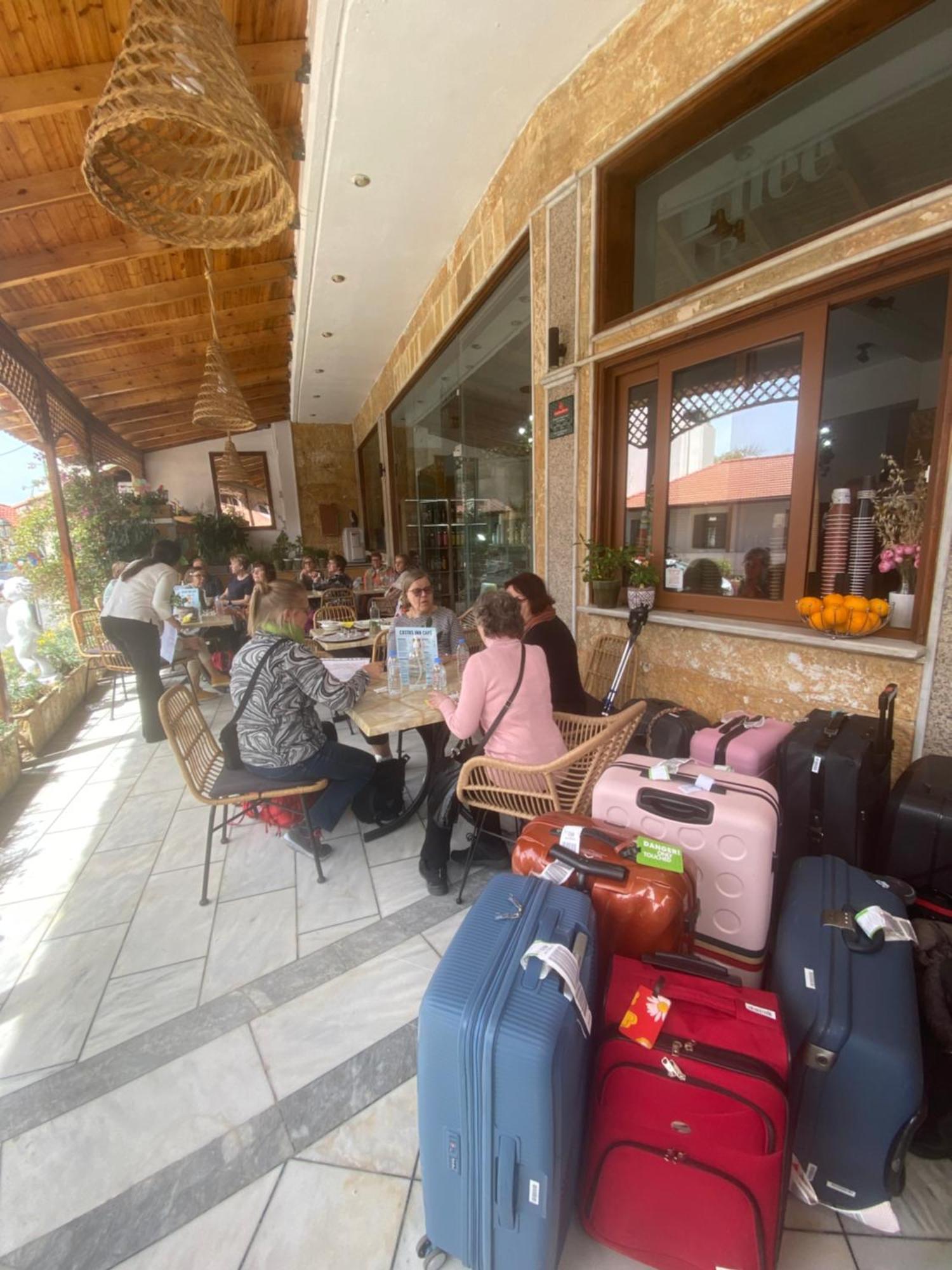 Costas Inn Spilion ภายนอก รูปภาพ